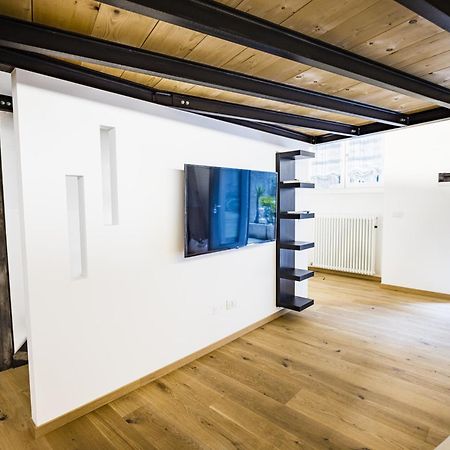 Appartement Loft La Sedia Rossa - Centro Storico à Milan Extérieur photo