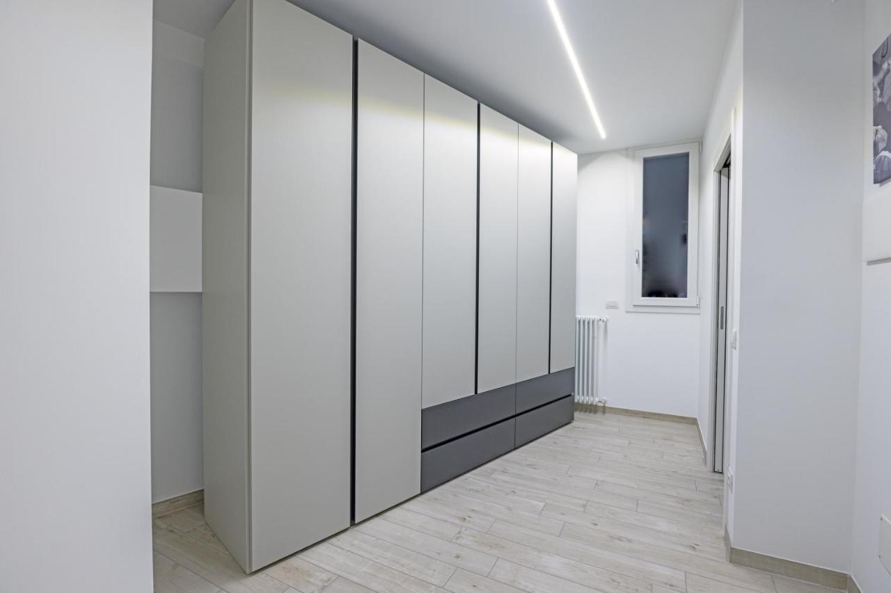 Appartement Loft La Sedia Rossa - Centro Storico à Milan Extérieur photo